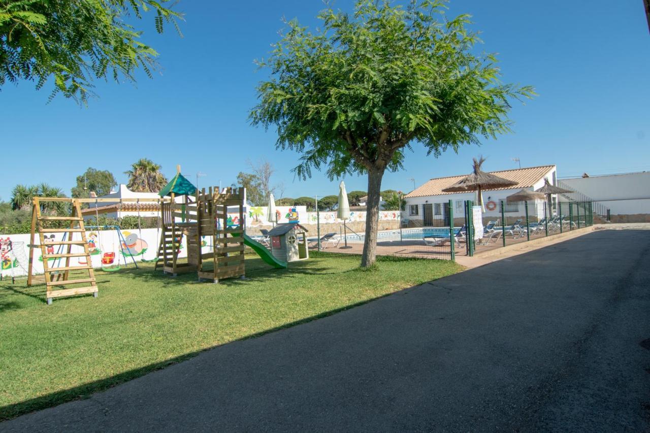Apartamentos La Palmera Conil De La Frontera Exterior foto