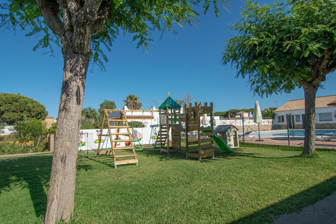 Apartamentos La Palmera Conil De La Frontera Exterior foto