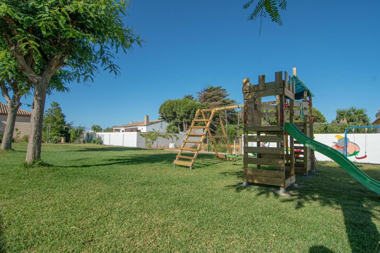 Apartamentos La Palmera Conil De La Frontera Exterior foto