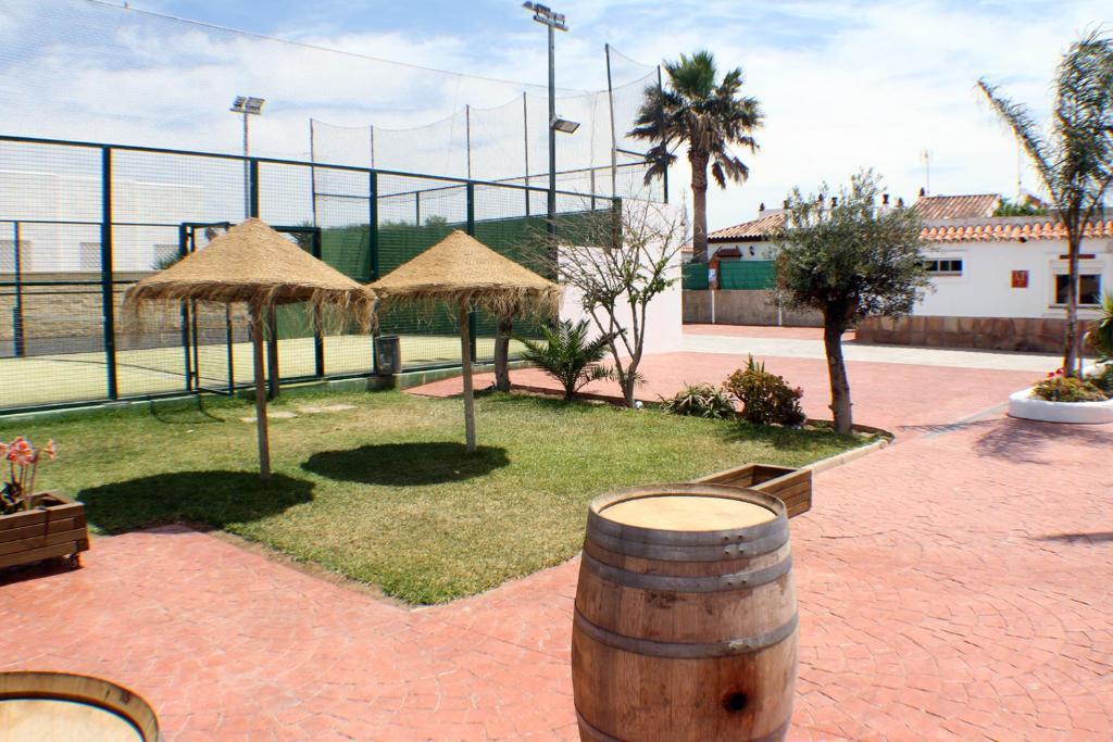 Apartamentos La Palmera Conil De La Frontera Exterior foto